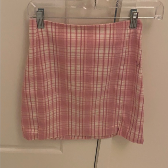 Cute brandy Melville skirt - Picture 1 of 3